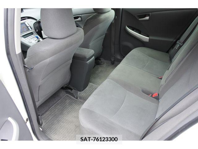 Toyota PRIUS 2011-08 282230-8