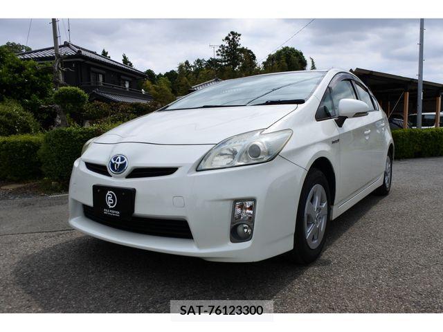 Toyota PRIUS 2011-08 282230-1