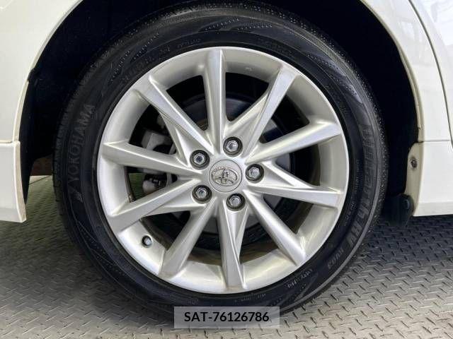 Toyota PRIUS ALPHA 2014-02 322187-13