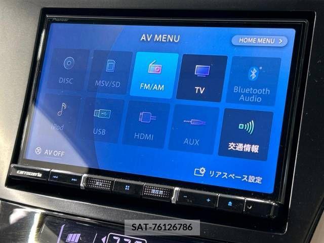 Toyota PRIUS ALPHA 2014-02 322187-2