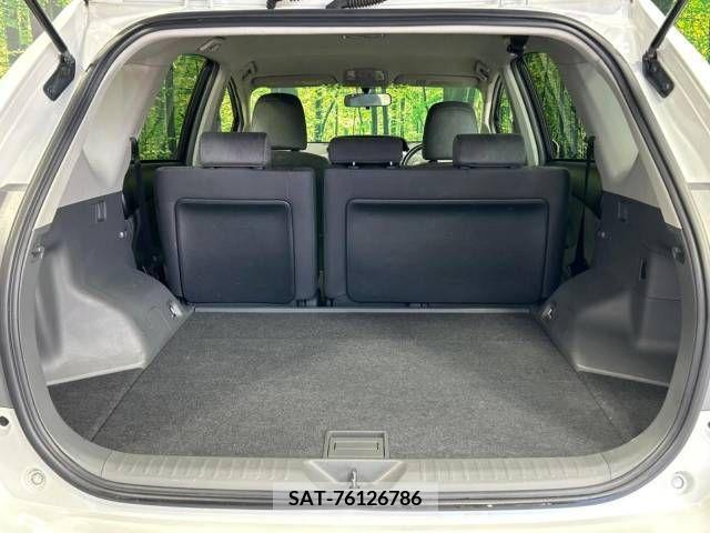 Toyota PRIUS ALPHA 2014-02 322187-10