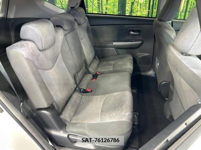 Toyota PRIUS ALPHA 2014-02 322187-9