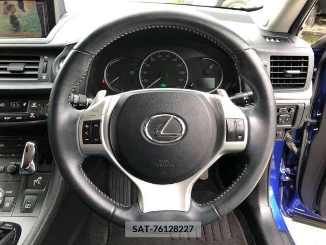 Lexus CT 2011-09 275248-19