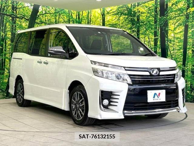 Toyota VOXY 2016-03 370337-17