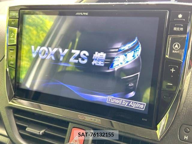 Toyota VOXY 2016-03 370337-3