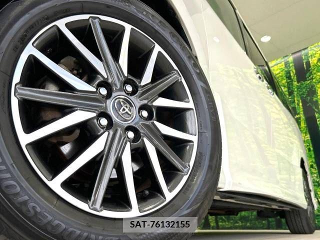 Toyota VOXY 2016-03 370337-13