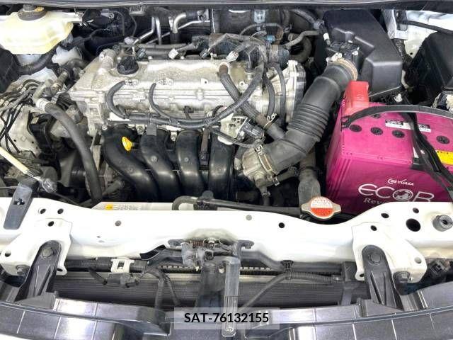 Toyota VOXY 2016-03 370337-19