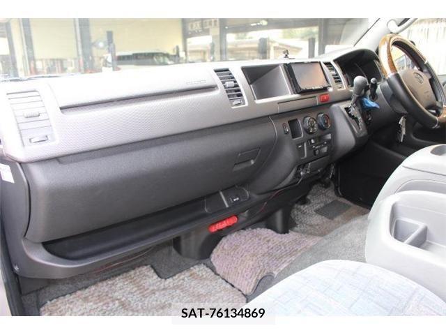 Toyota REGIUSACE VAN 2007-06 242462-7