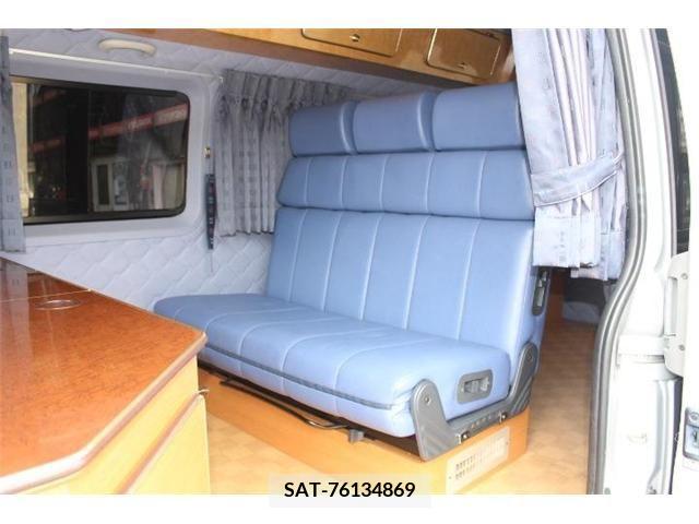 Toyota REGIUSACE VAN 2007-06 242462-17