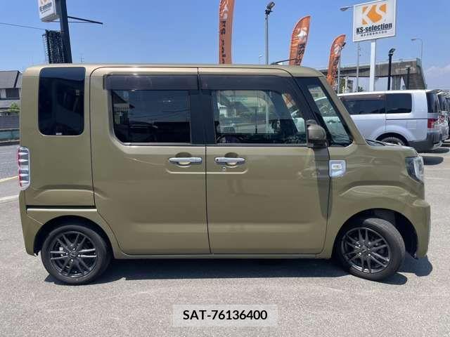 Daihatsu WAKE 2015-04 371079-5