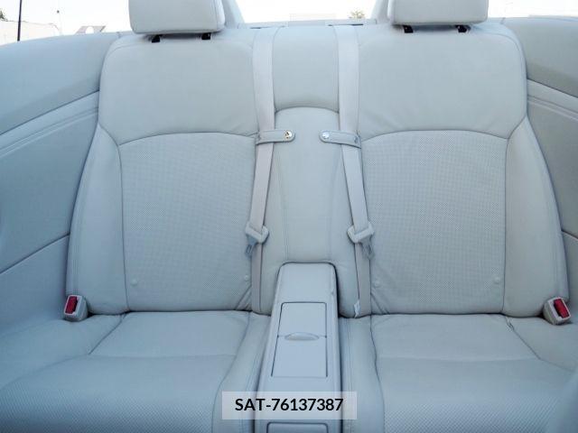 Lexus IS 2012-08 205769-15