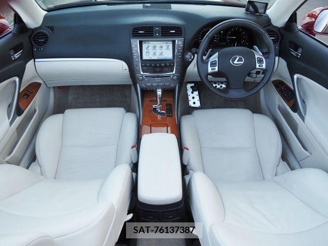 Lexus IS 2012-08 205769-12