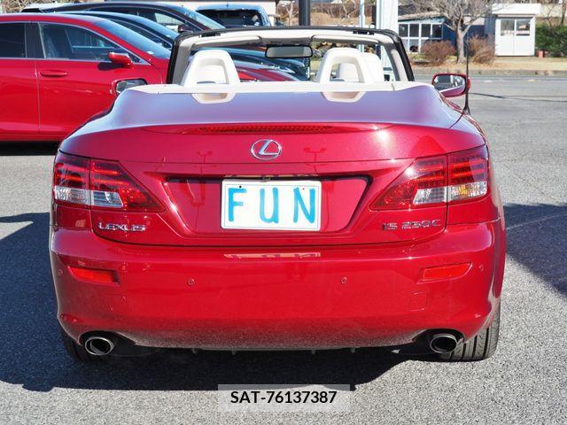 Lexus IS 2012-08 205769-7