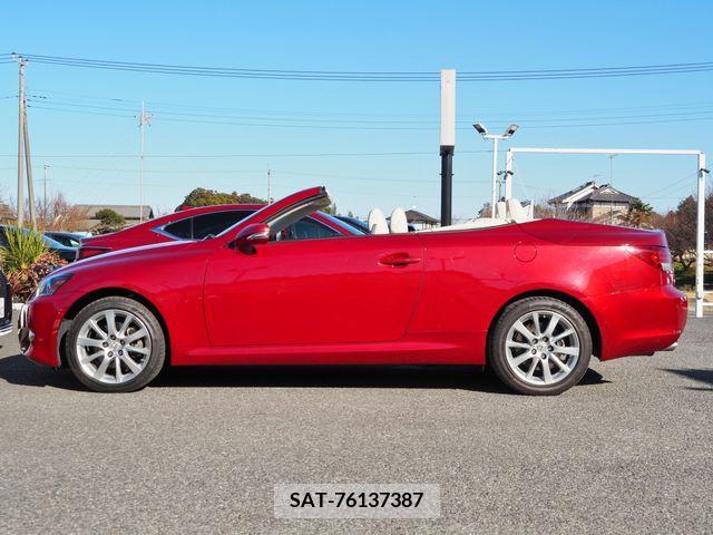 Lexus IS 2012-08 205769-8