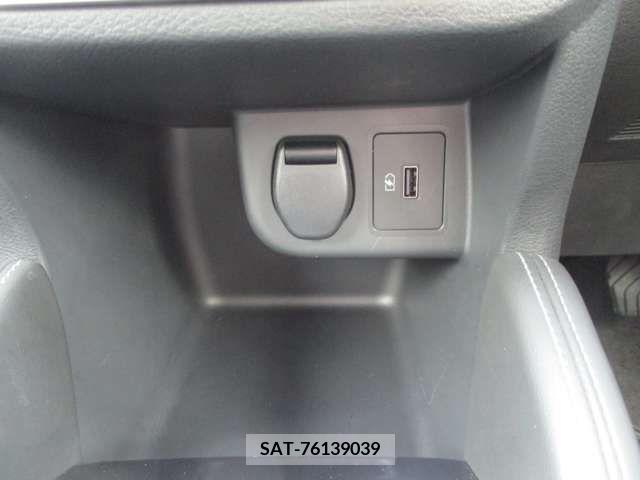 Nissan KICKS 2021-07 362284-14