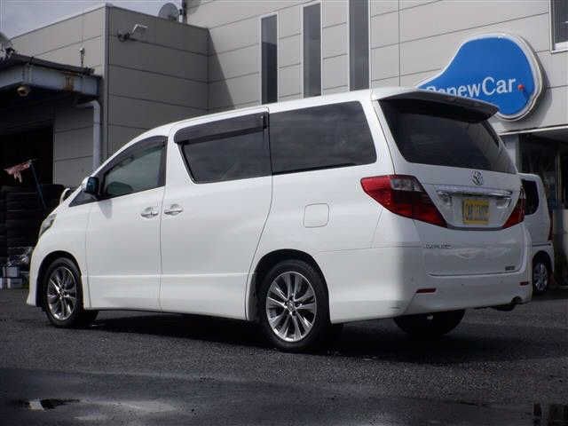 Toyota ALPHARD 2011-09 8317-2
