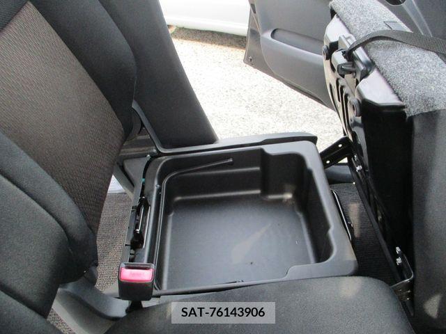 Nissan ROOX 2013-04 276188-12