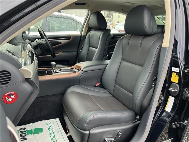 Lexus LS 2014-10 8413-18