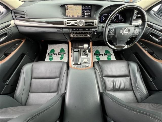 Lexus LS 2014-10 8413-10