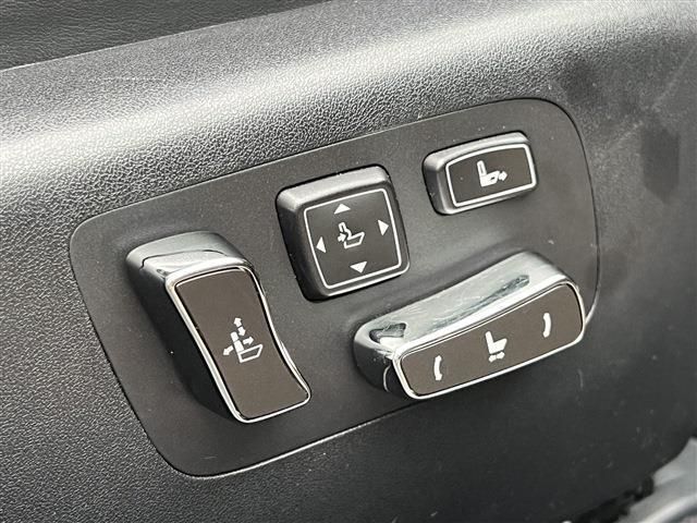 Lexus LS 2014-10 8413-17