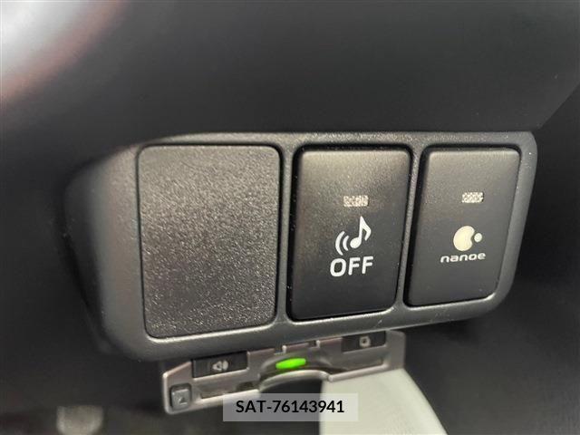 Toyota AQUA 2013-01 214482-19