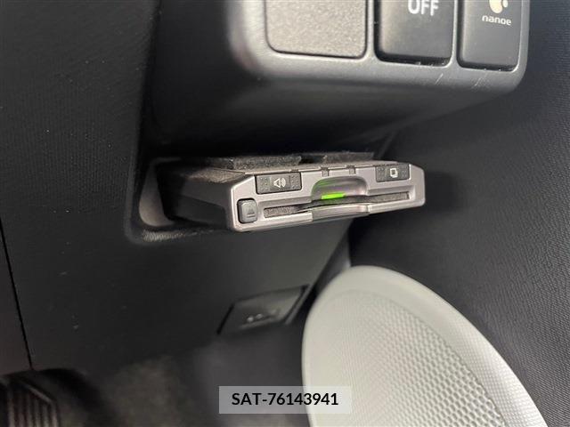Toyota AQUA 2013-01 214482-18