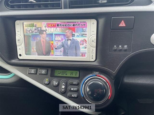 Toyota AQUA 2013-01 214482-14