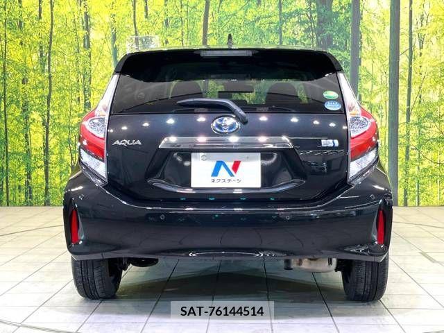 Toyota AQUA 2018-06 216736-15