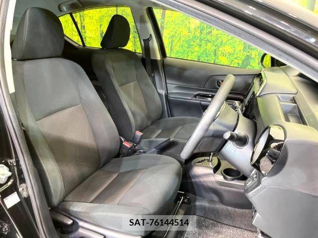 Toyota AQUA 2018-06 216736-8