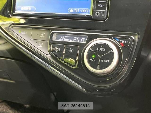 Toyota AQUA 2018-06 216736-7