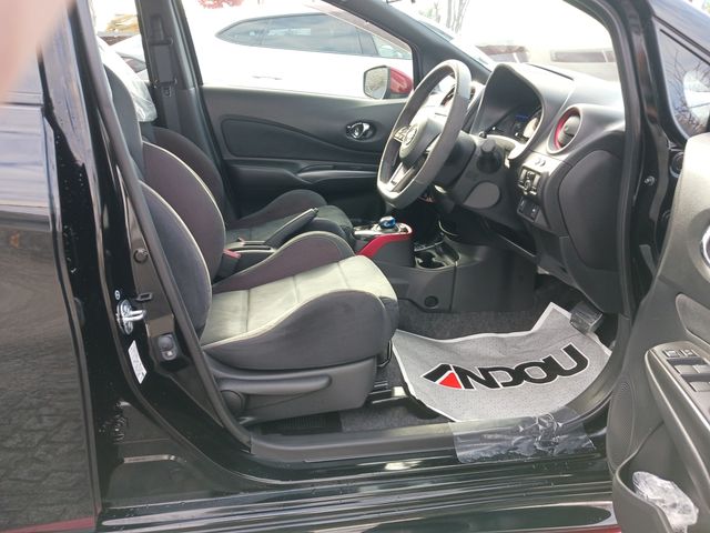 Nissan NOTE 2017-02 195602-9