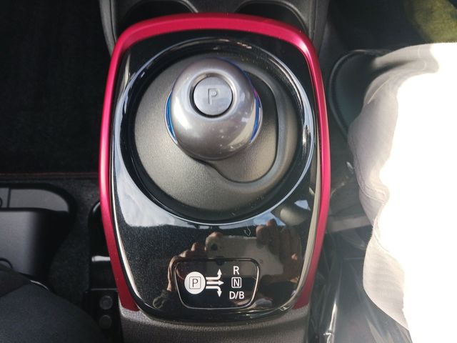 Nissan NOTE 2017-02 195602-16