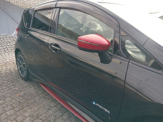 Nissan NOTE 2017-02 195602-4
