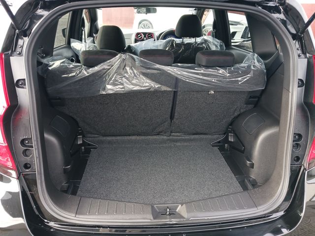 Nissan NOTE 2017-02 195602-23