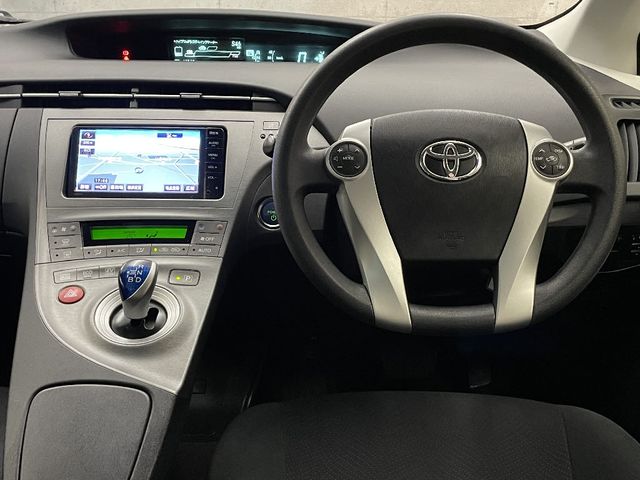 Toyota PRIUS 2014-09 181718-2