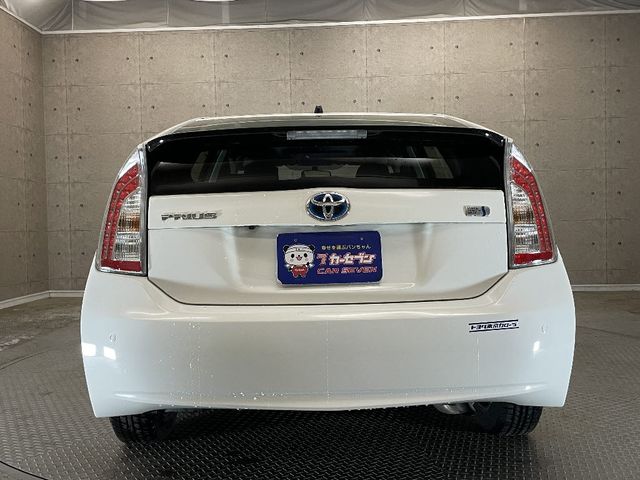 Toyota PRIUS 2014-09 181718-11