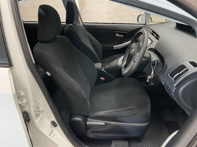 Toyota PRIUS 2014-09 181718-3