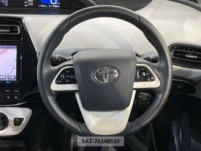 Toyota PRIUS 2016-01 282415-11