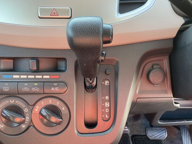 Suzuki WAGON R 2015-10 13673-24