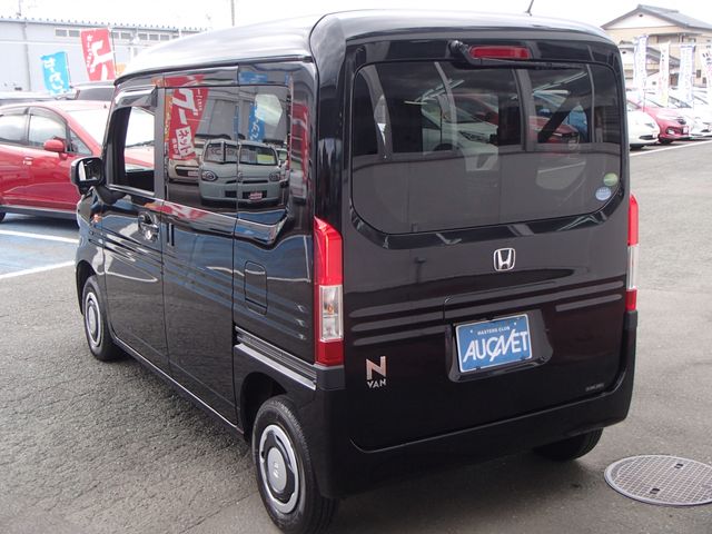 Honda N-VAN 2022-10 15106-4