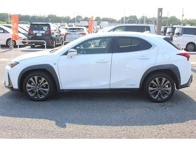 Lexus UX 2019-03 5340-8