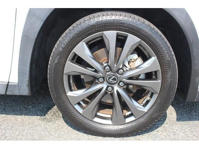 Lexus UX 2019-03 5340-11