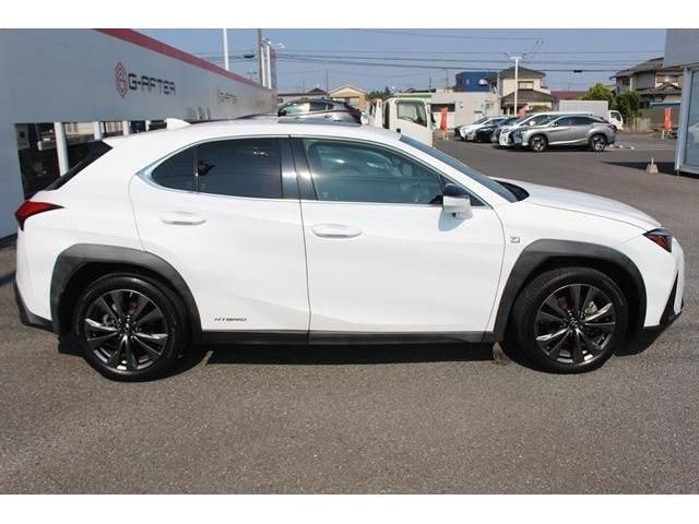 Lexus UX 2019-03 5340-10