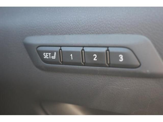 Lexus UX 2019-03 5340-6