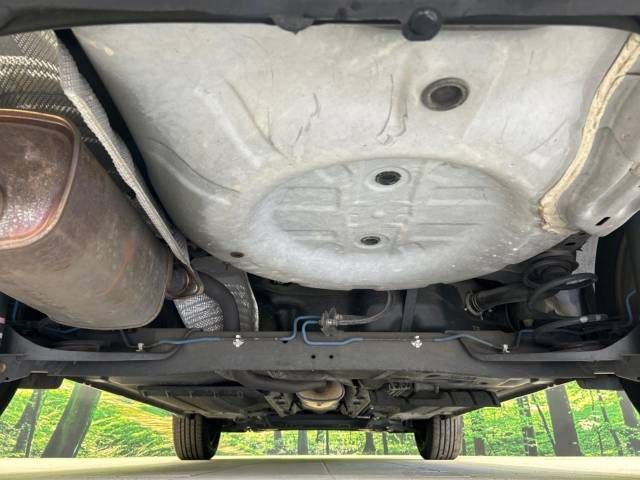 Nissan JUKE 2011-06 12240-19