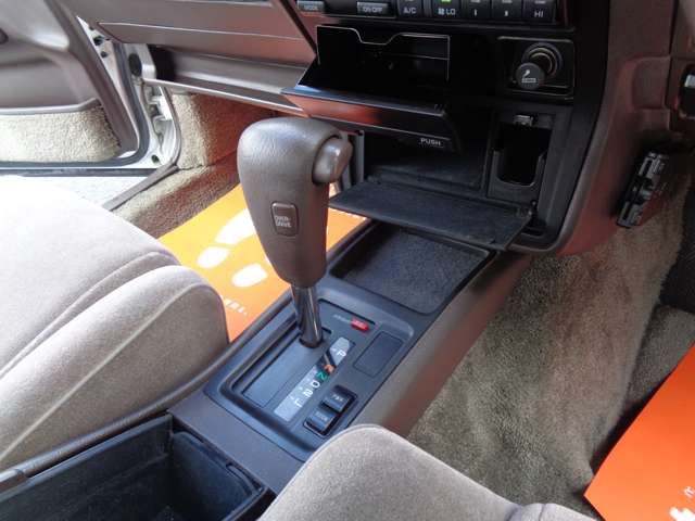 Toyota CROWN SEDAN 1991-03 17259-3