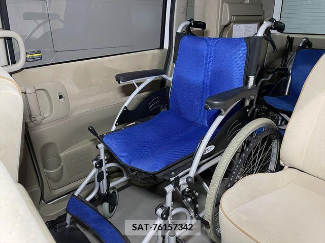 Nissan SERENA 2010-10 328204-15