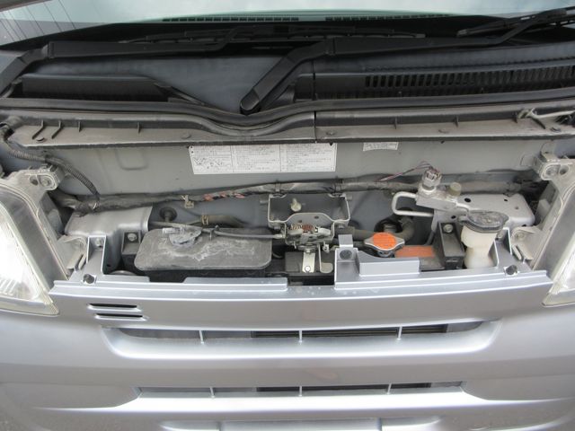 Daihatsu HIJET CARGO 2015-01 12648-29