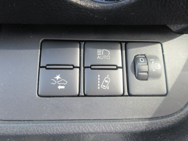 Toyota SIENTA 2019-01 15610-18