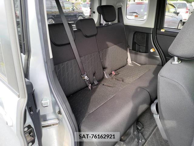 Toyota ROOMY 2018-09 311086-23